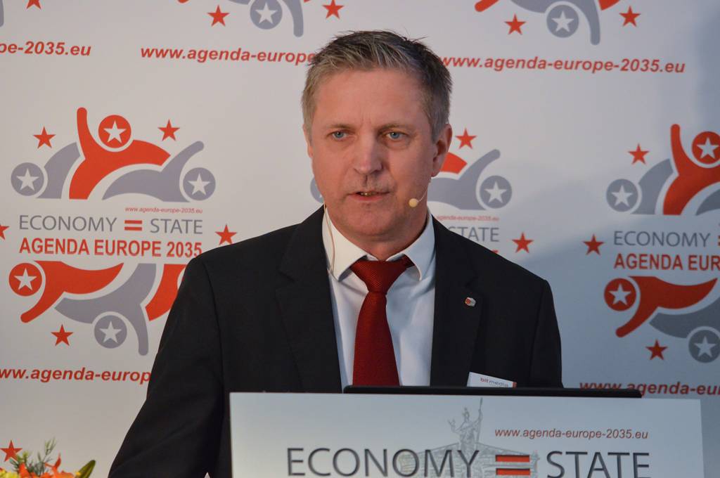 Ing. Walter Khom, MBA (bit media e-Solutions)