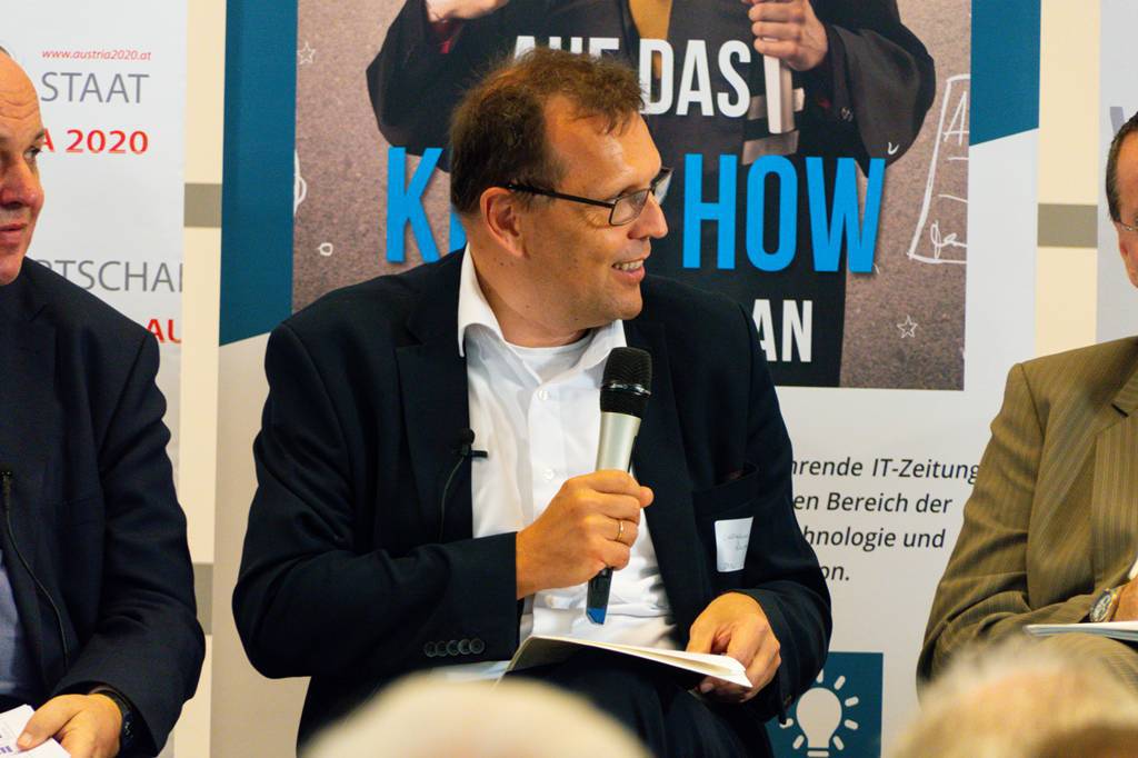 Ing. Roland Ledinger (Präsident Arbeitsgemeinschaft für Datenverarbeitung)