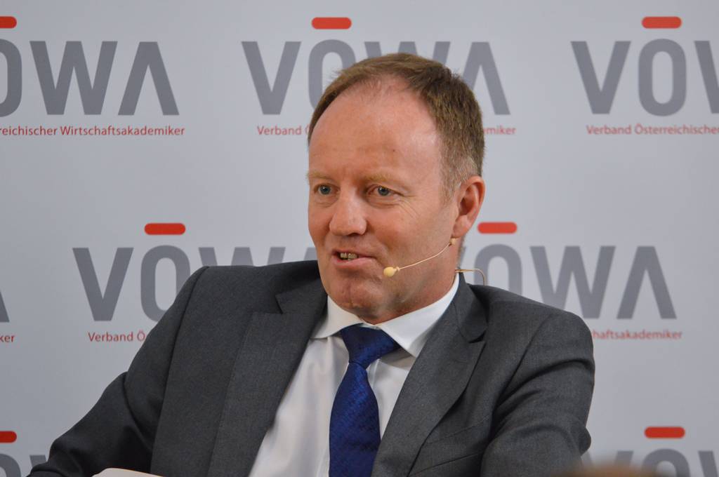 SC Dr. Michael Losch (BM für Nachhaltigkeit und Tourismus)