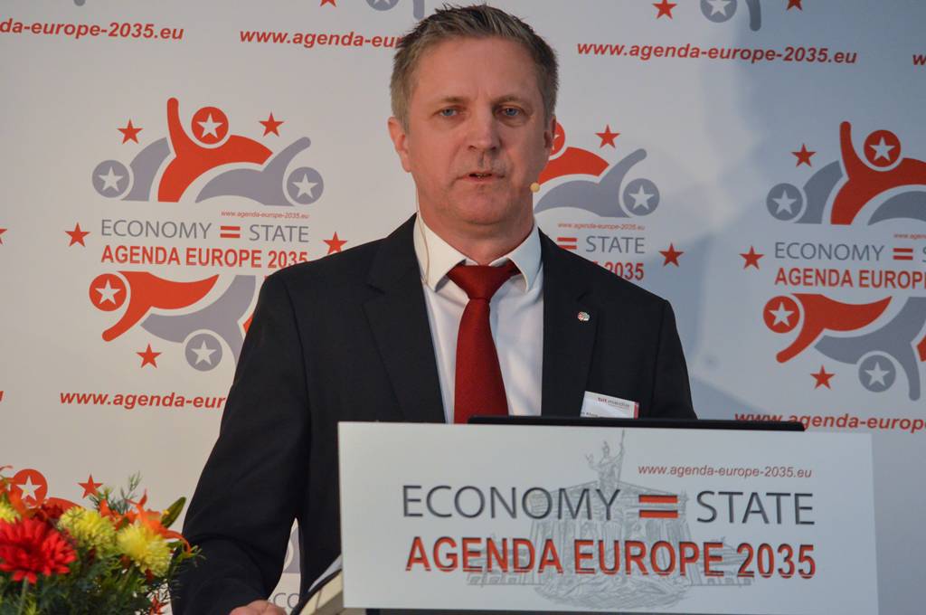 Ing. Walter Khom, MBA (bit media e-Solutions)