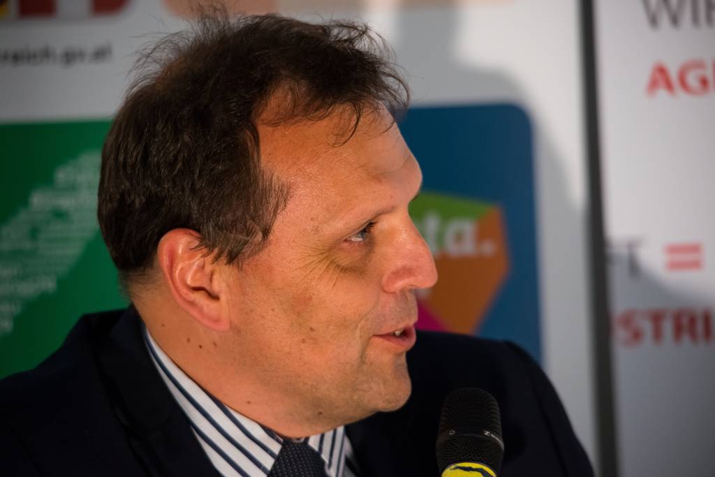 Business-Talk „Zur Person“: Staatssekretärin Mag.a Sonja Steßl